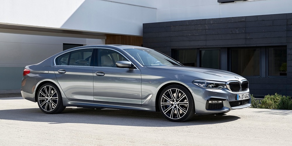 TITULKA BMW-5-Series-2017-1600-04